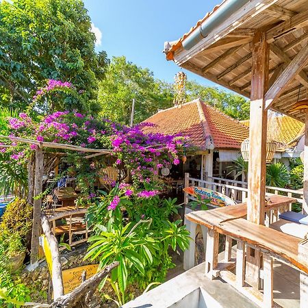 Padang Padang Breeze Hotel Uluwatu Buitenkant foto