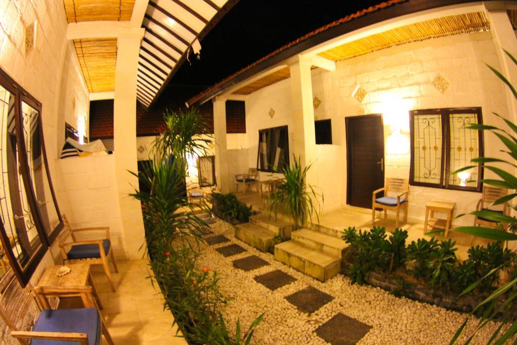 Padang Padang Breeze Hotel Uluwatu Buitenkant foto