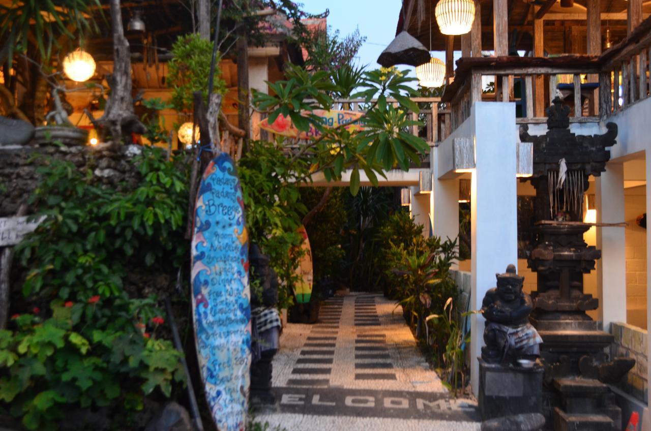 Padang Padang Breeze Hotel Uluwatu Buitenkant foto