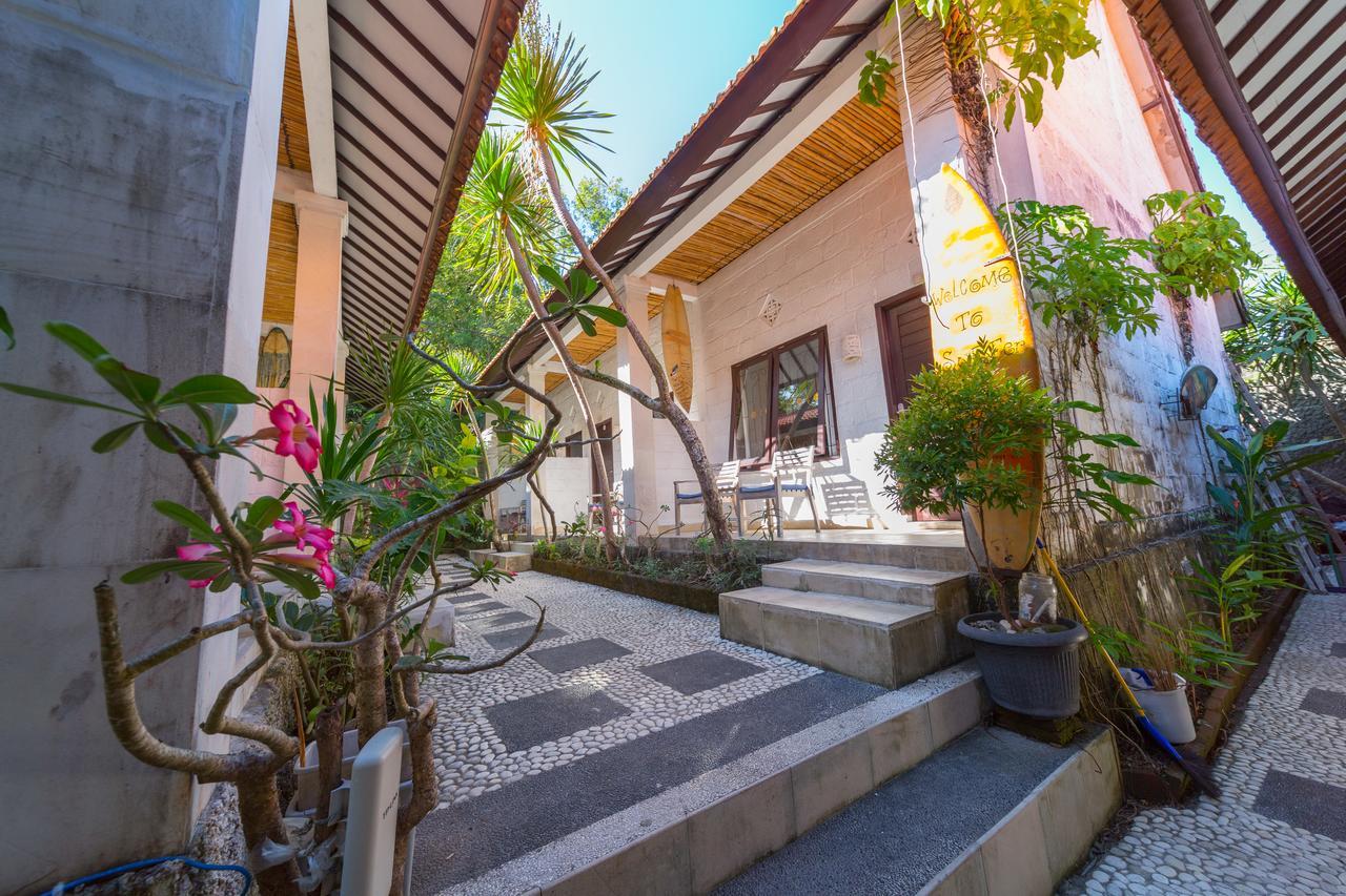 Padang Padang Breeze Hotel Uluwatu Buitenkant foto