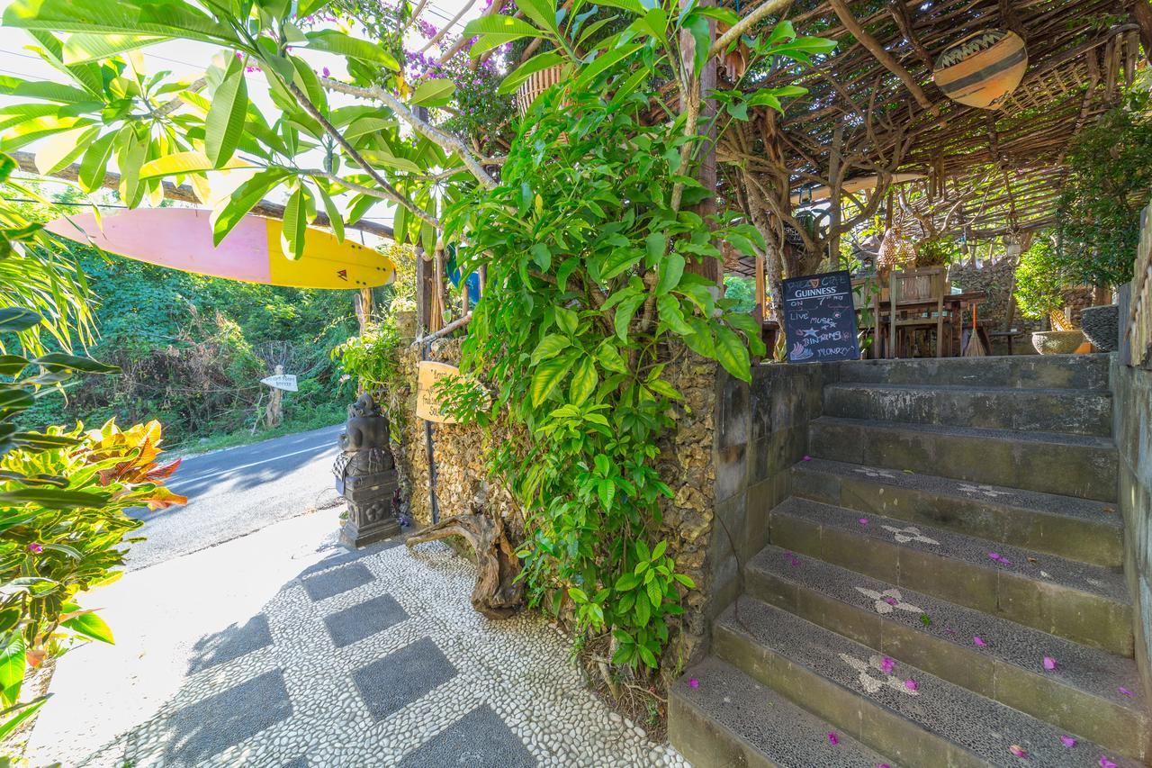 Padang Padang Breeze Hotel Uluwatu Buitenkant foto